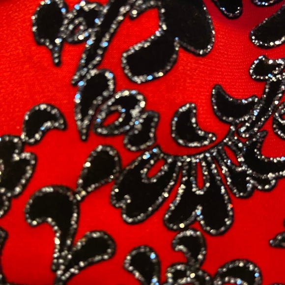 WOW !!! NWT - STUNNING EVENING TOP- OFF THE SHOULDER HOT !!  Stretch  L - Picture 2 of 16